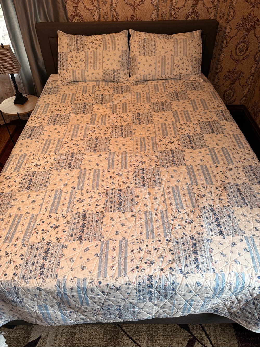 Fresh Home Lightweight Patchwork Quilt Set - Blue Floral